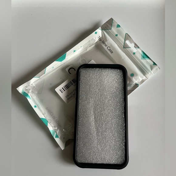 Mandala Cell Phone Case For iPhone 13 & iPhone 14 NWT - Picture 2 of 3